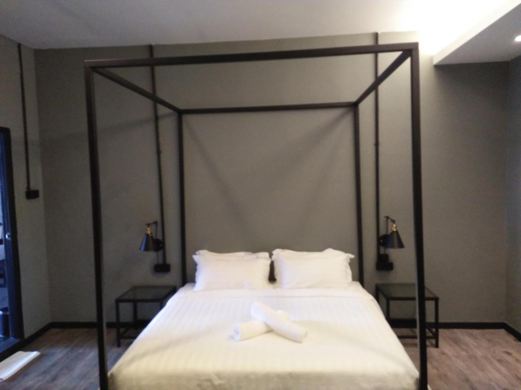 68 Boutique Hotel Sitiawan Exterior foto