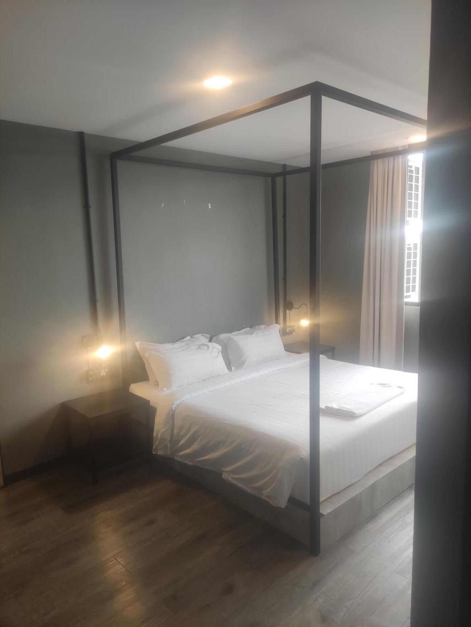 68 Boutique Hotel Sitiawan Exterior foto